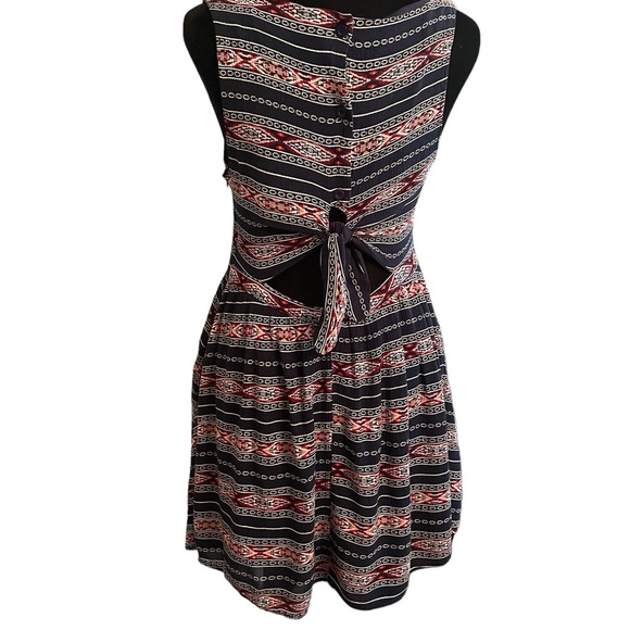 dina be cut‎ out back dress, size small - Picture 4 of 10